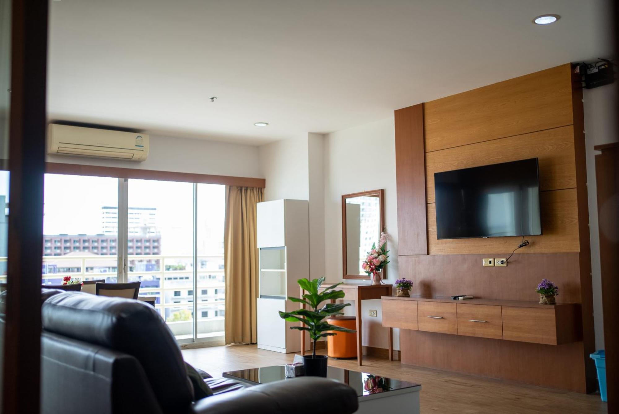 Vtsix At View Talay 6 Hotel Pattaya ภายนอก รูปภาพ