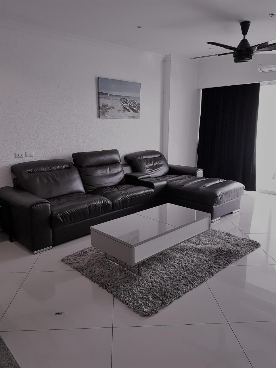 Vtsix At View Talay 6 Hotel Pattaya ภายนอก รูปภาพ